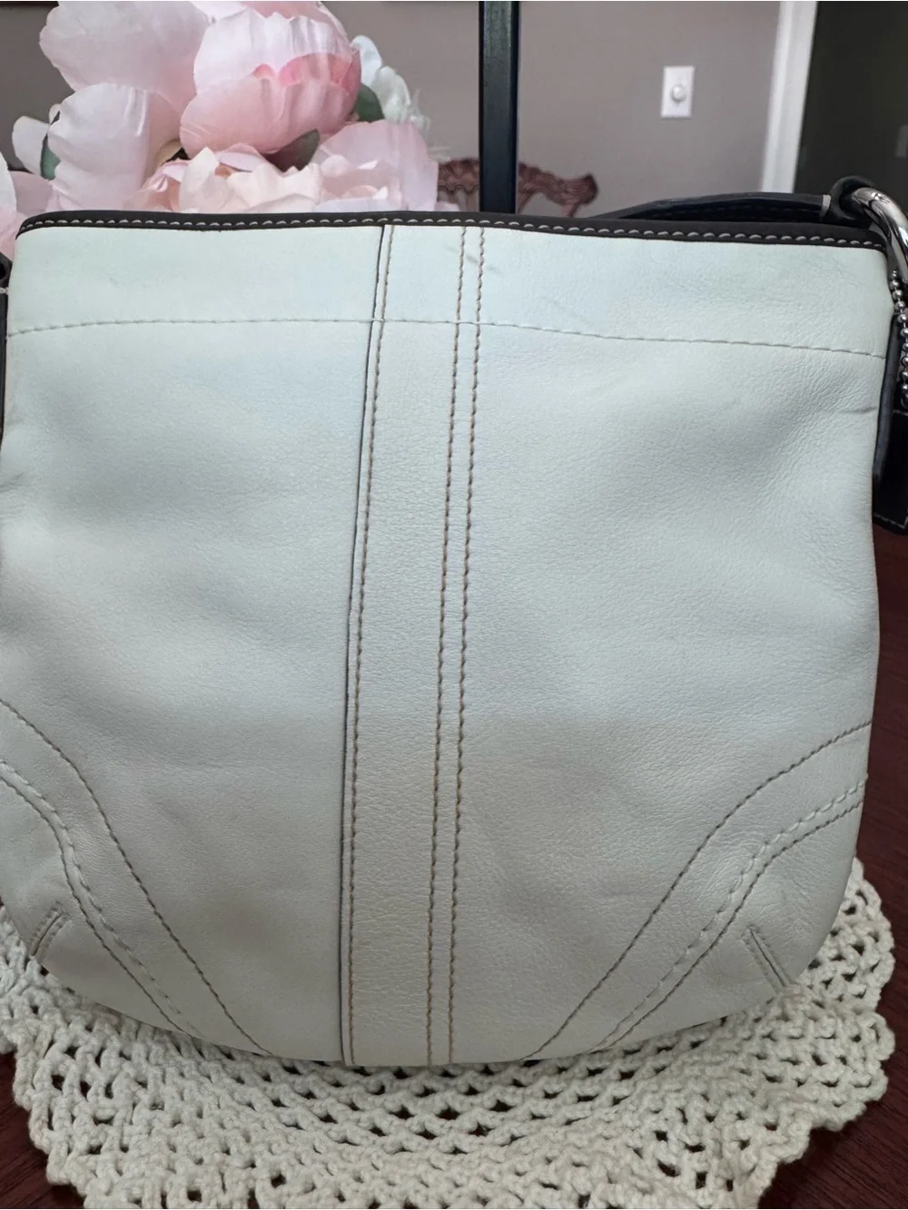 Vintage Coach Soho Cream Pebbled Leather Crossbody Bag & Wristlet Set